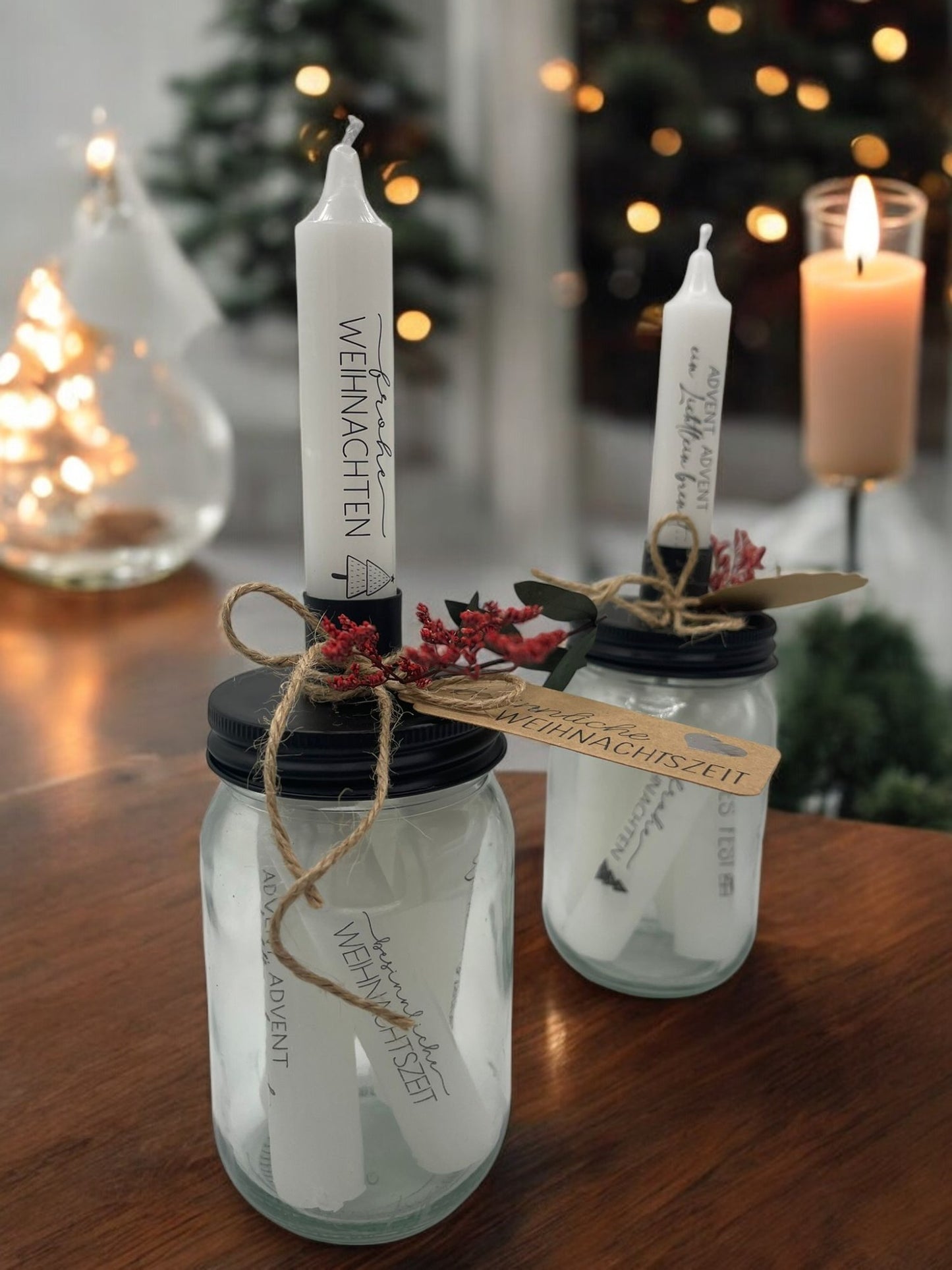 Weihnachtskerzen im Glas